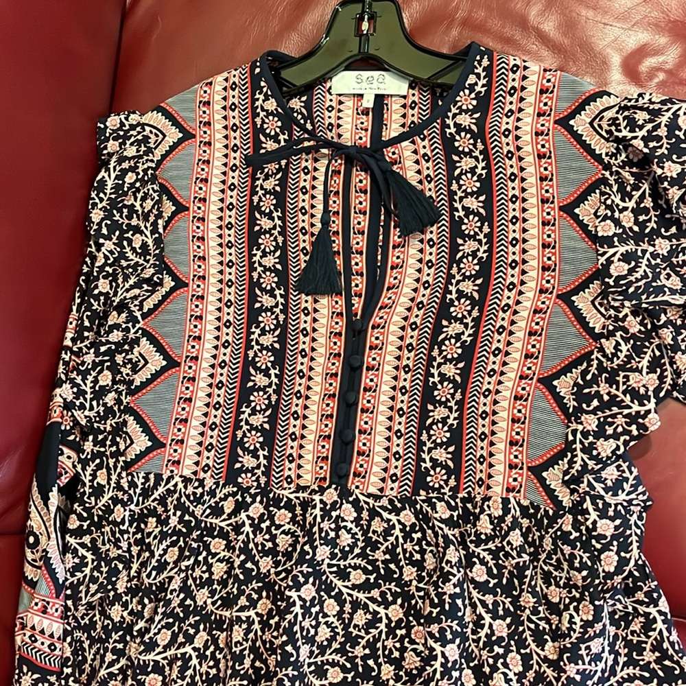 Gorgeous EUC Sea Silk Top sz 2
